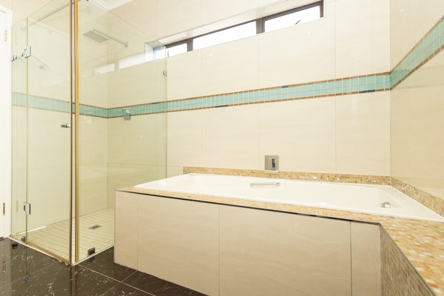 4 Bedroom Property for Sale in Parklands North Western Cape